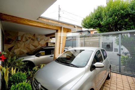 Casa à venda com 230m², 2 quartos e 2 vagasGaragem