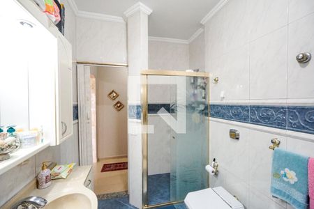 Casa à venda com 230m², 2 quartos e 2 vagasBanheiro