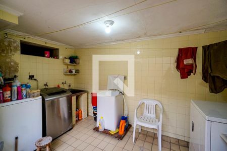 Casa à venda com 230m², 2 quartos e 2 vagasLavanderia