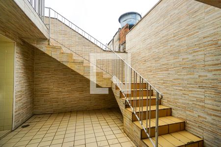 Casa à venda com 230m², 2 quartos e 2 vagasSalão