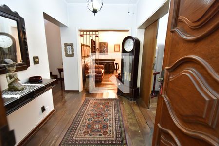 Casa à venda com 500m², 5 quartos e 4 vagasHall de entrada