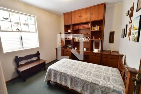 Casa à venda com 500m², 5 quartos e 4 vagasQuarto 1