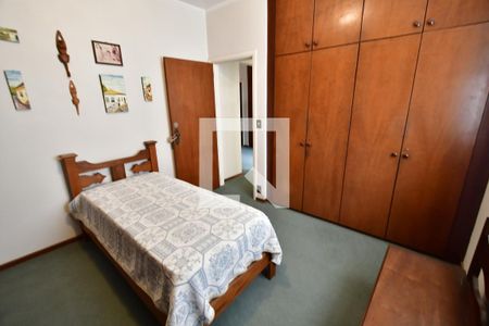 Casa à venda com 500m², 5 quartos e 4 vagasQuarto 1