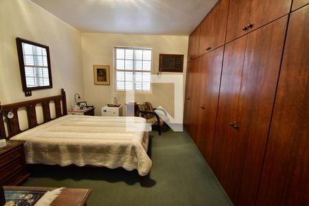 Casa à venda com 500m², 5 quartos e 4 vagasQuarto 4 - Suíte