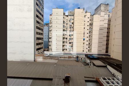 Sala vista de apartamento para alugar com 1 quarto, 42m² em Copacabana, Rio de Janeiro