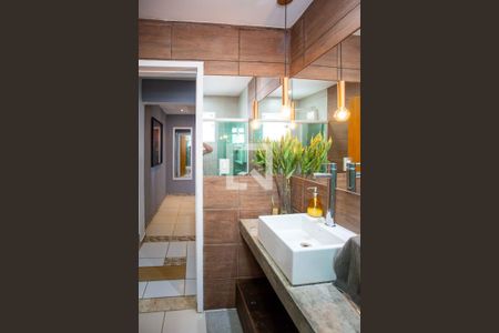 Apartamento à venda com 111m², 3 quartos e sem vaga Apartamento à venda com 111m², 3 quartos e sem vagaBanheiro