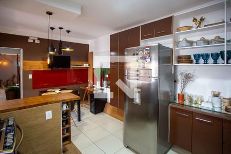 Apartamento à venda com 111m², 3 quartos e sem vaga Apartamento à venda com 111m², 3 quartos e sem vagaCozinha