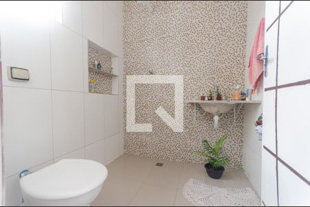 Casa para alugar com 300m², 3 quartos e 6 vagas Casa para alugar com 300m², 3 quartos e 6 vagasBanheiro