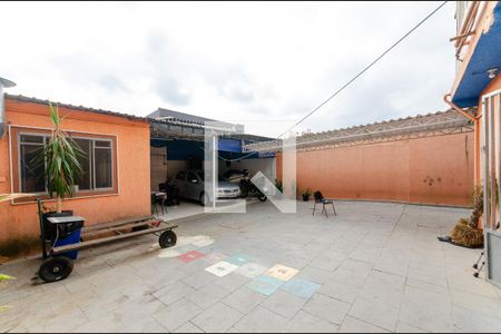 Casa para alugar com 300m², 3 quartos e 6 vagas Casa para alugar com 300m², 3 quartos e 6 vagasQuintal