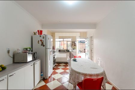 Casa para alugar com 300m², 3 quartos e 6 vagas Casa para alugar com 300m², 3 quartos e 6 vagasCozinha