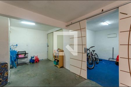 Casa para alugar com 300m², 3 quartos e 6 vagas Casa para alugar com 300m², 3 quartos e 6 vagasSalão 1