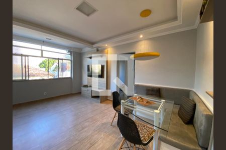 Apartamento à venda com 70m², 2 quartos e sem vagaSala