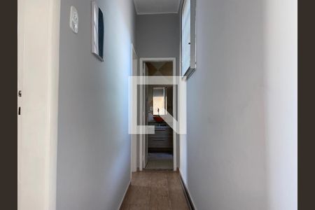 Apartamento à venda com 70m², 2 quartos e sem vagaCorredor