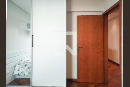 Apartamento à venda com 155m², 3 quartos e 2 vagasSuíte 2