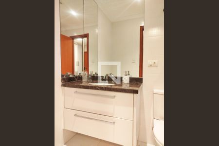 Apartamento à venda com 155m², 3 quartos e 2 vagasBanheiro da Suíte 1