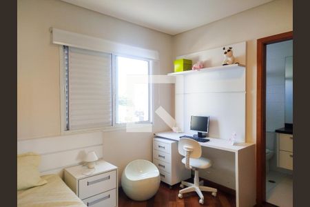 Apartamento à venda com 155m², 3 quartos e 2 vagasSuíte 3