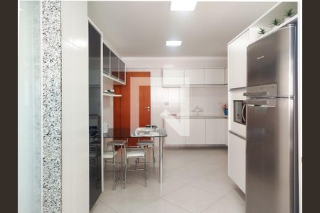 Apartamento à venda com 155m², 3 quartos e 2 vagasCozinha