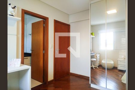 Apartamento à venda com 155m², 3 quartos e 2 vagasSuíte 3