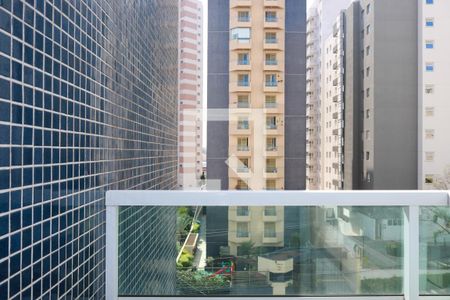 Apartamento à venda com 155m², 3 quartos e 3 vagas Apartamento à venda com 155m², 3 quartos e 3 vagasVaranda da Suíte 1