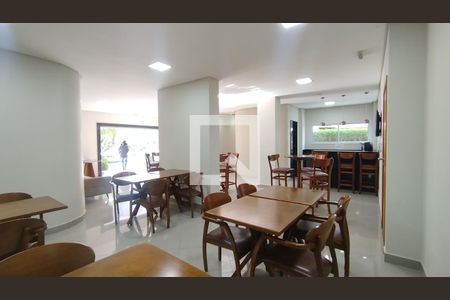 Apartamento à venda com 155m², 3 quartos e 3 vagas Apartamento à venda com 155m², 3 quartos e 3 vagasSalão de Festas