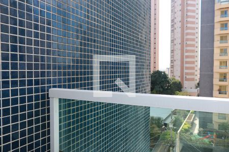 Apartamento à venda com 155m², 3 quartos e 3 vagas Apartamento à venda com 155m², 3 quartos e 3 vagasVaranda da Suíte 1