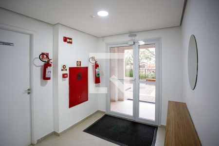 Apartamento para alugar com 40m², 2 quartos e 1 vaga Apartamento para alugar com 40m², 2 quartos e 1 vagaHall social