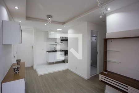Sala de apartamento para alugar com 2 quartos, 40m² em Campanário, Diadema