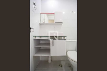 Apartamento para alugar com 40m², 2 quartos e 1 vaga Apartamento para alugar com 40m², 2 quartos e 1 vagaBanheiro
