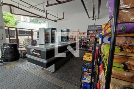 Apartamento à venda com 65m², 3 quartos e 1 vagaÁrea comum