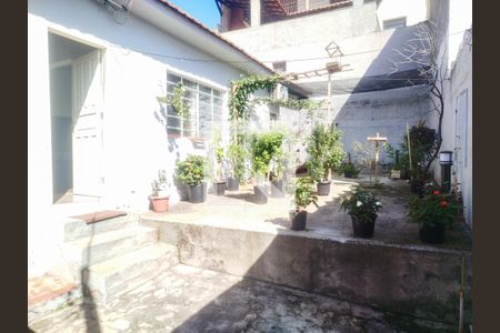 Casa à venda com 110m², 1 quarto e sem vaga Casa à venda com 110m², 1 quarto e sem vagaQuintal
