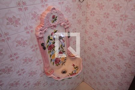 Lavabo de casa para alugar com 3 quartos, 301m² em Dona Clara, Belo Horizonte