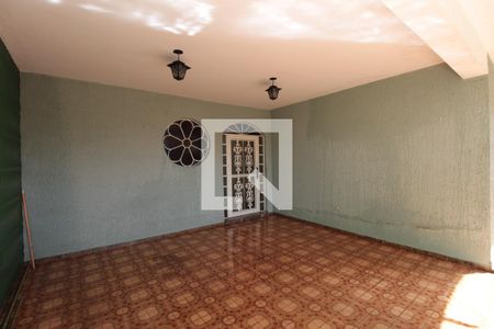 Casa para alugar com 301m², 3 quartos e 2 vagasGaragem
