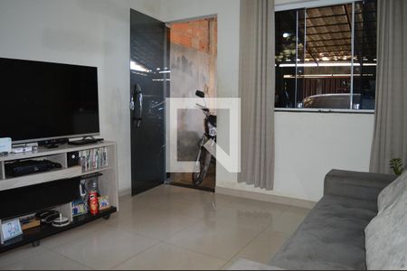 sala de casa para alugar com 2 quartos, 80m² em Instância Imperiais , Contagem