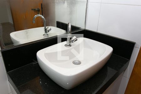 Casa à venda com 130m², 2 quartos e 2 vagasBanheiro da Suíte 1