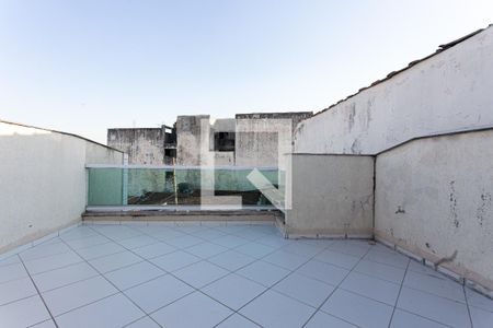 Casa à venda com 130m², 2 quartos e 2 vagasTerraço