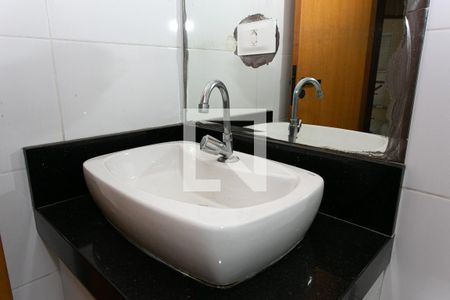 Casa à venda com 130m², 2 quartos e 2 vagasBanheiro da Suíte 2