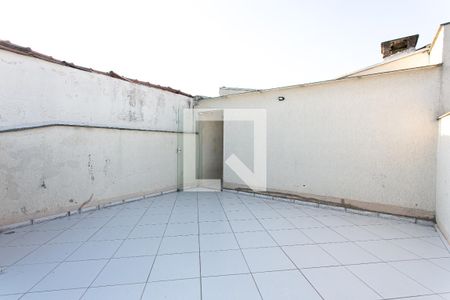 Casa à venda com 130m², 2 quartos e 2 vagasTerraço