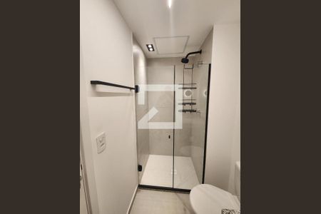 Banheiro de apartamento à venda com 1 quarto, 25m² em Vila Nova Conceição, São Paulo