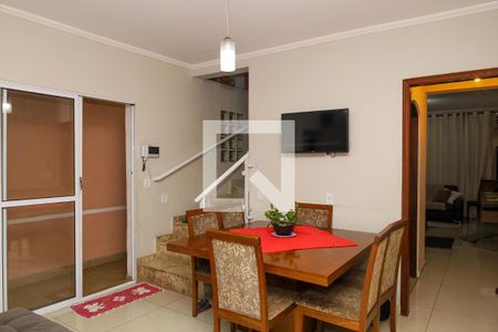 Casa para alugar com 196m², 4 quartos e 2 vagasCozinha