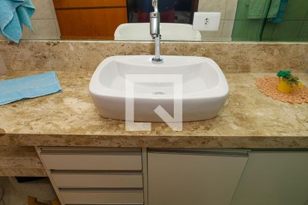 Casa para alugar com 196m², 4 quartos e 2 vagasBanheiro