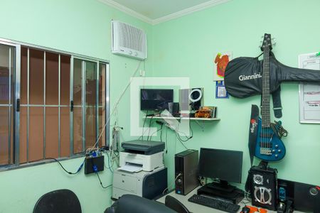 Casa para alugar com 196m², 4 quartos e 2 vagasQuarto 4