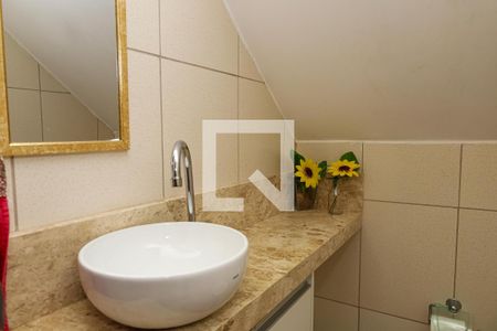 Casa para alugar com 196m², 4 quartos e 2 vagasBanheiro