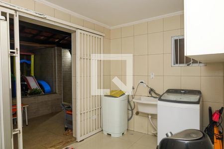 Casa para alugar com 196m², 4 quartos e 2 vagasLavanderia