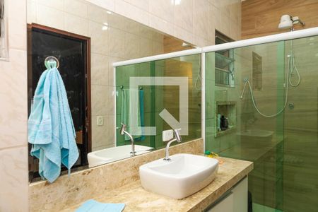 Casa para alugar com 196m², 4 quartos e 2 vagasBanheiro