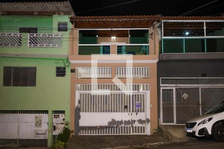 Casa para alugar com 196m², 4 quartos e 2 vagasFachada