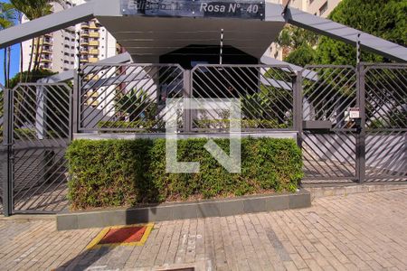 Apartamento à venda com 60m², 2 quartos e 1 vaga Apartamento à venda com 60m², 2 quartos e 1 vagaFachada