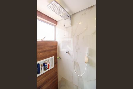 Apartamento à venda com 60m², 2 quartos e 1 vaga Apartamento à venda com 60m², 2 quartos e 1 vagaBanheiro