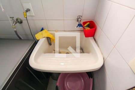 Apartamento à venda com 60m², 2 quartos e 1 vaga Apartamento à venda com 60m², 2 quartos e 1 vagaÁrea de Serviço