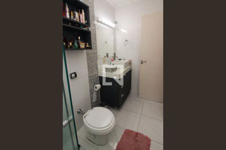 Casa à venda com 200m², 3 quartos e 2 vagasBanheiro da Suíte