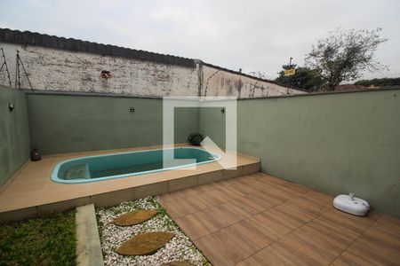 Casa à venda com 200m², 3 quartos e 2 vagasQuintal